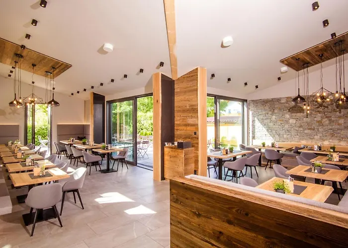 Gasthof Kur- Und Feriencamping Max 1 4*