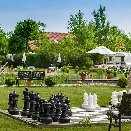 Penzion Kur- Und Feriencamping Max 1 4*