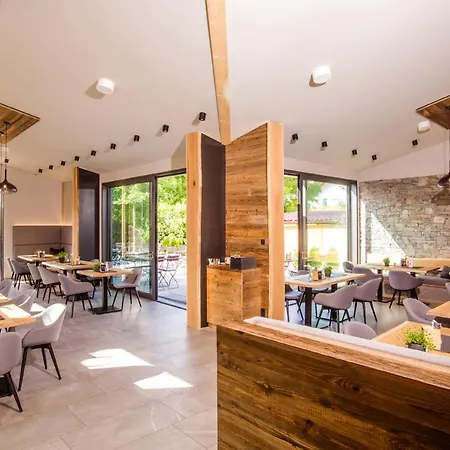 Penzion Kur- Und Feriencamping Max 1 4*